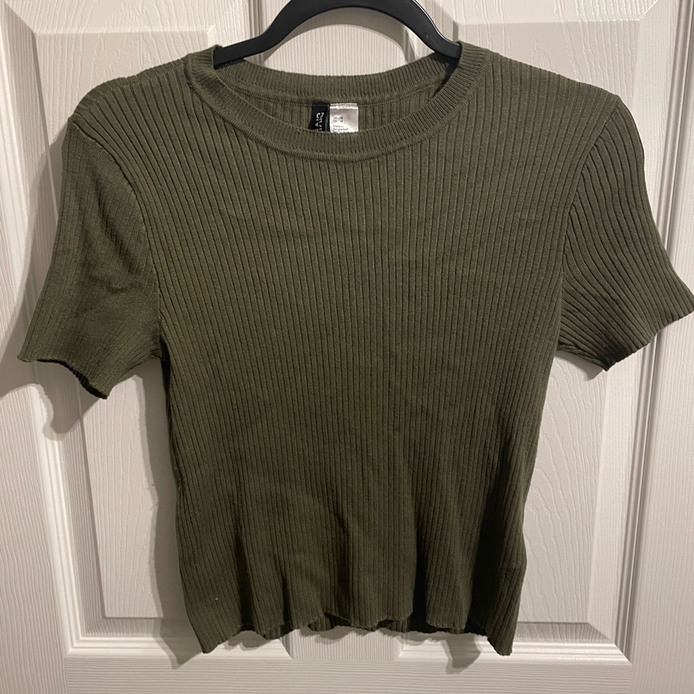 H&M Olive Ribbed Short Sleeve Tee